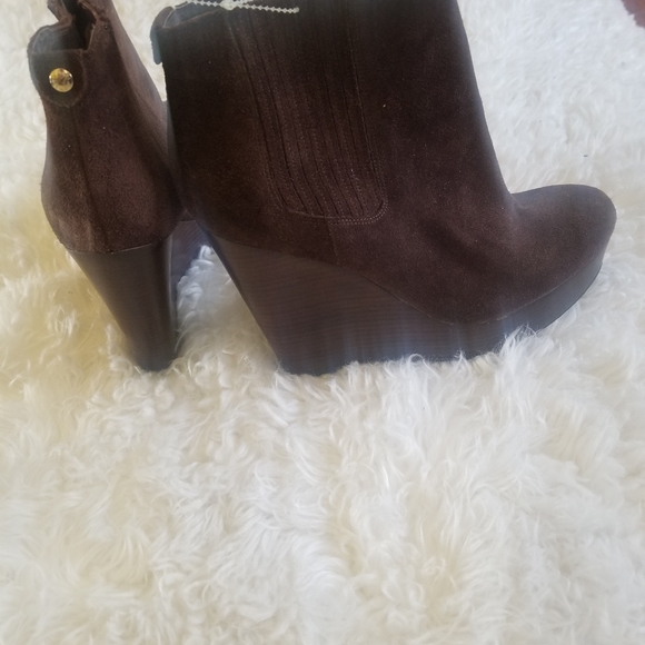 Michael Kors leather wedge booties. Size 10 M - Picture 2 of 4